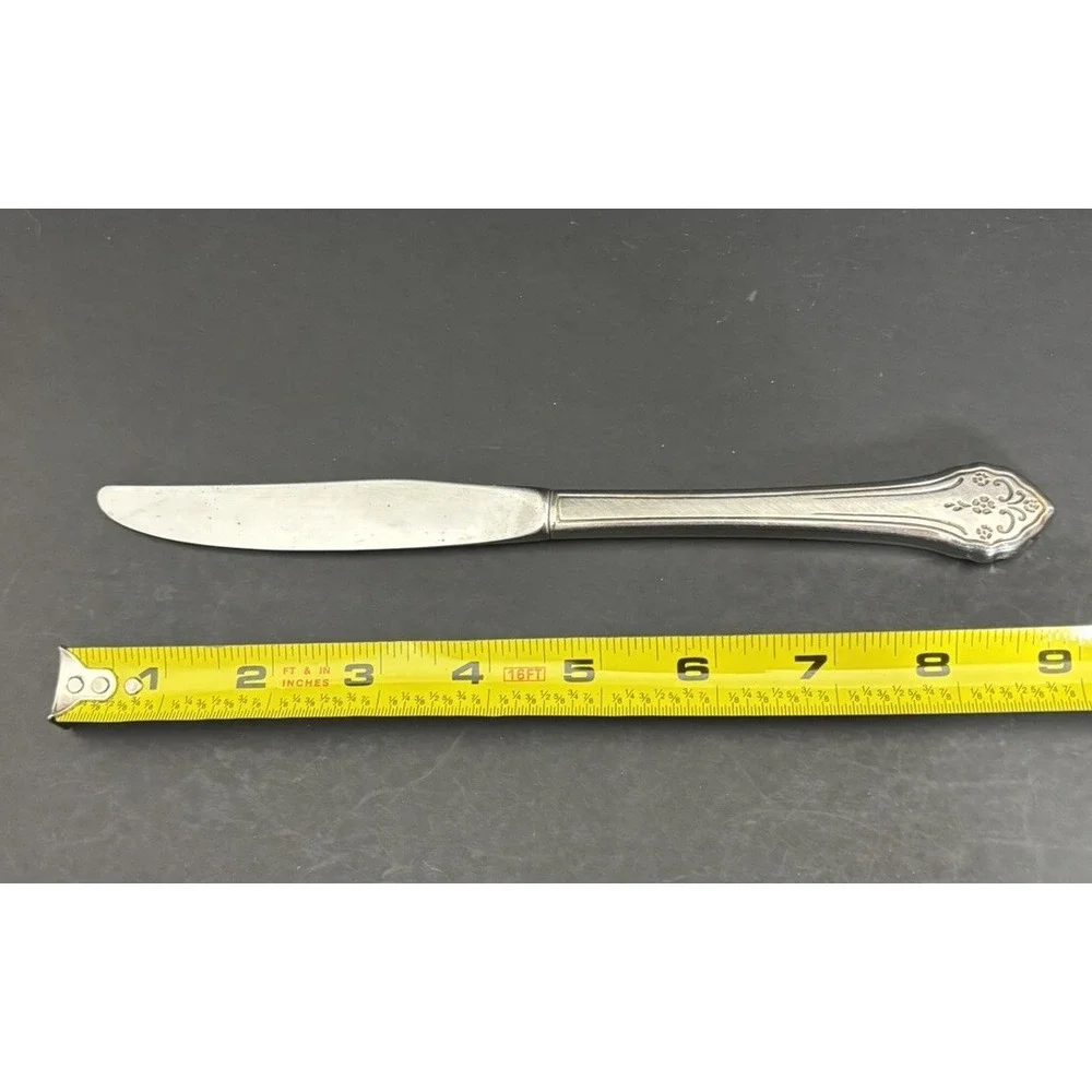 3 Oneida Profile Lakewood Dinner Knives 9